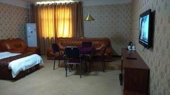 Yanshi 7 Star Express Hotel Lạc Dương Ngoại thất bức ảnh